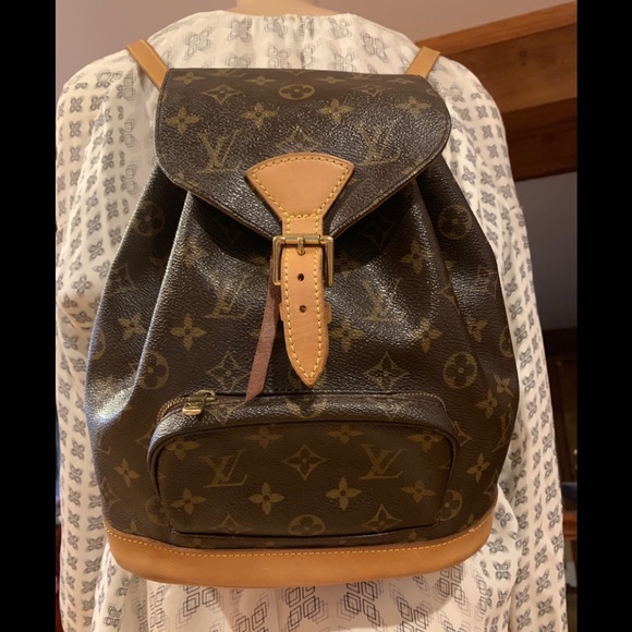 ❌❌SOLD❌❌💚💚LV BACKPACK Montsouris MM EUC Cond 💚 - Picture 3 of 8